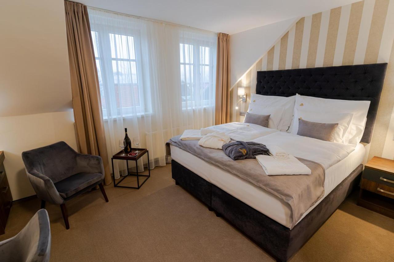 Hotel Demaenova **** Liptovský Mikuláš エクステリア 写真