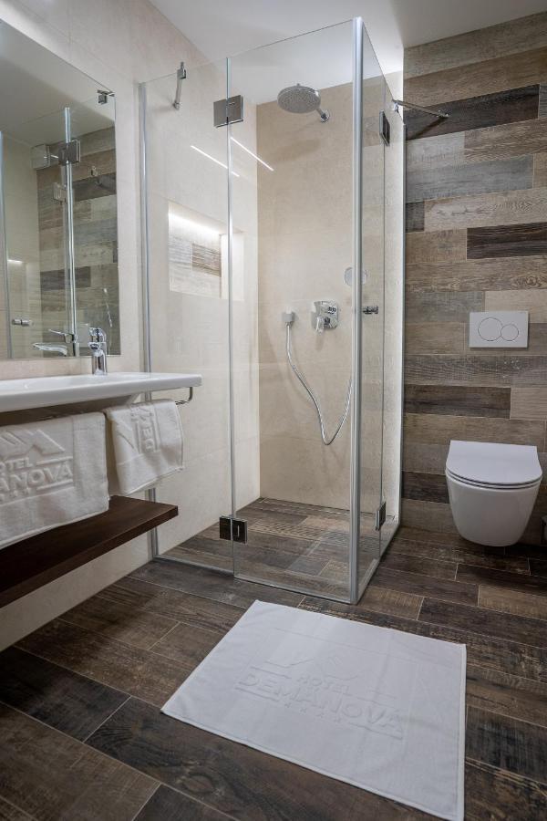Hotel Demaenova **** Liptovský Mikuláš エクステリア 写真